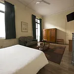 The Originals City, Artyster, Centre