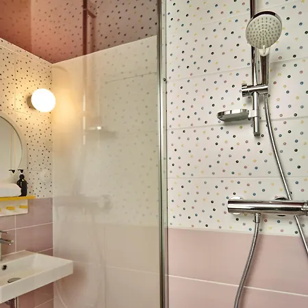 Отель The Originals City, Artyster, Centre