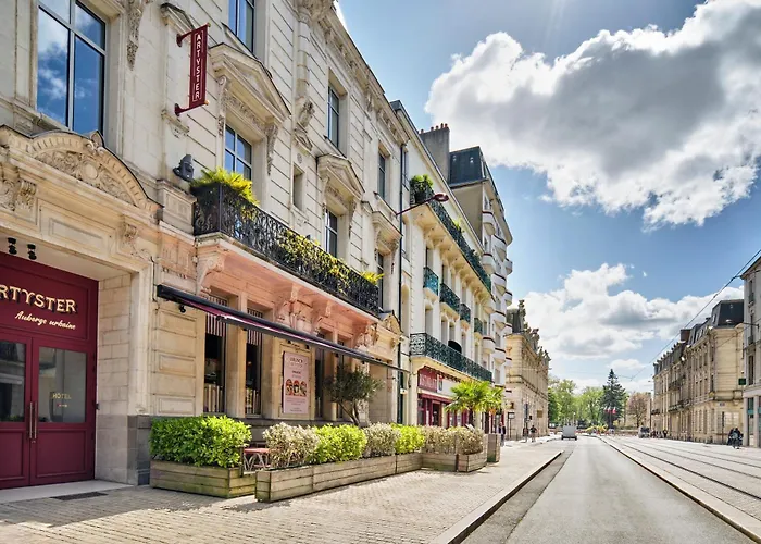 Hotel The Originals City, Artyster, Centre 3*