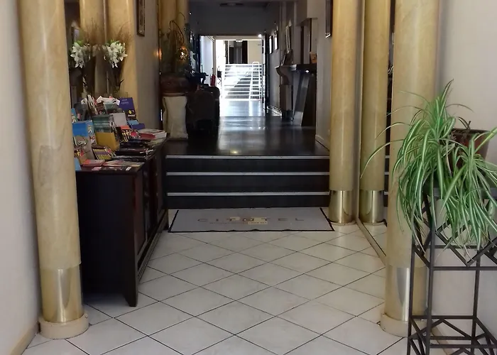 The Originals City, Artyster, Centre