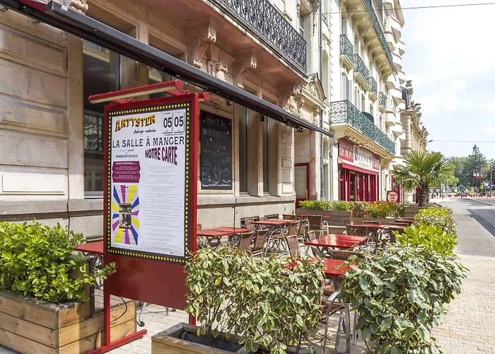 Hotel The Originals City, Artyster, Centre 3*