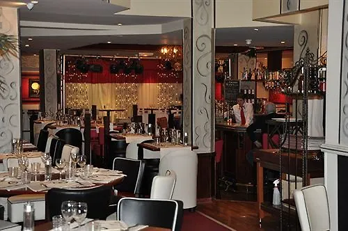 Hotel The Originals City, Artyster, Centre